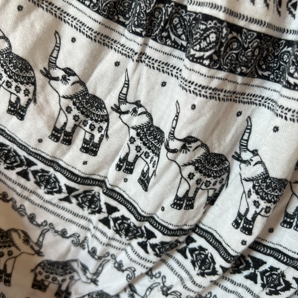 Bohemian Elephant Cochella Crop Top - Picture 2 of 3